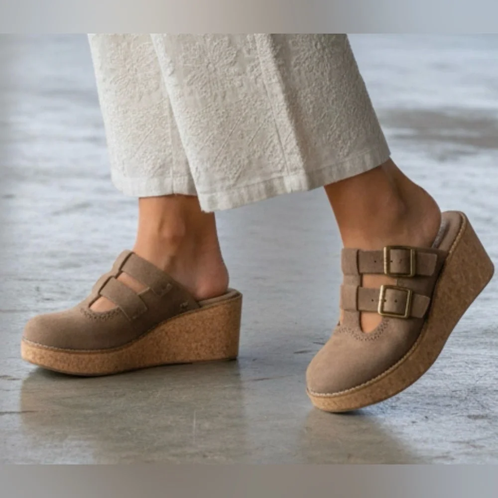 NIB Pierre Dumas Vegan Suede Close Toes Boho Mules Clog Wedge Heel Shoes Taupe - Picture 6 of 10